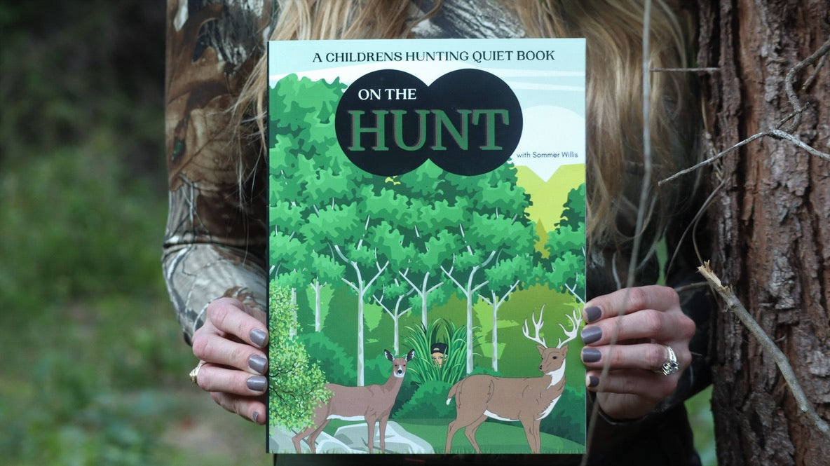 On The Hunt with Sommer Willis - Paperback
